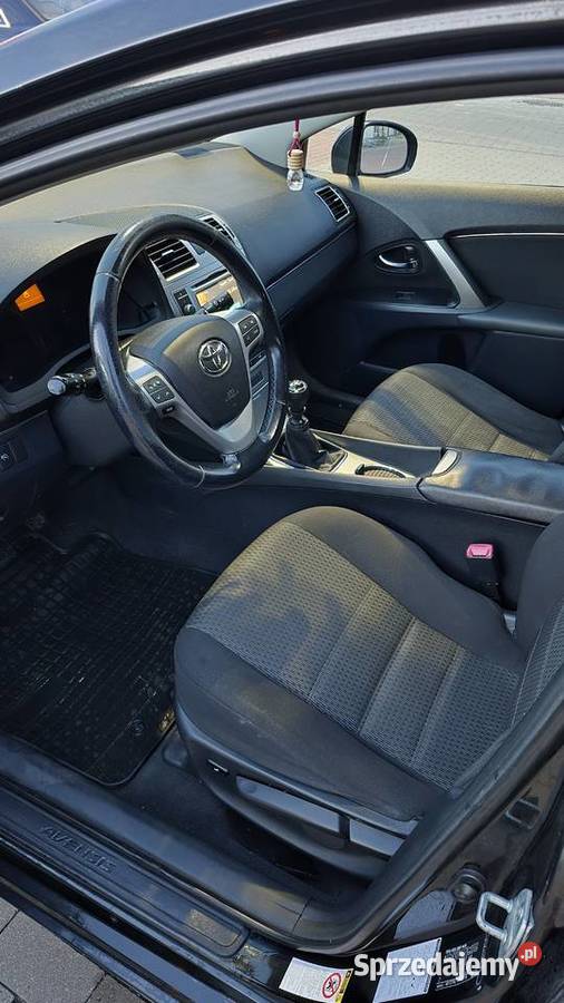 Toyota Avensis III FL 20 D4D Kombi 2012 Navi