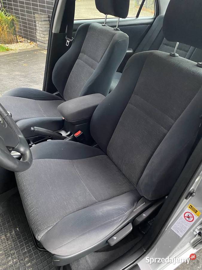 Salonowa 56 Toyota Corolla 16 Benz bogata wersja 110KM mazowieckie