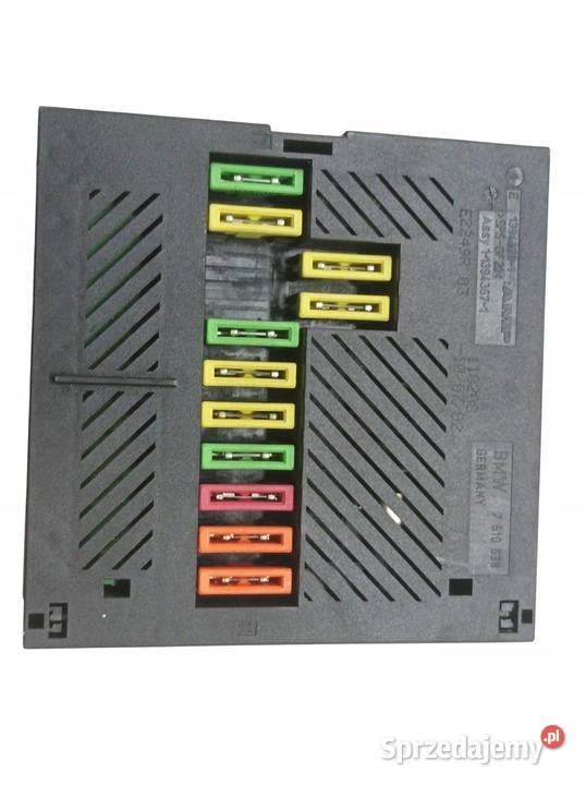 SKRZYNKA BEZPIECZNIKÓW 7510638 36 B Bmw Seria 7 Rok produkcji 2002