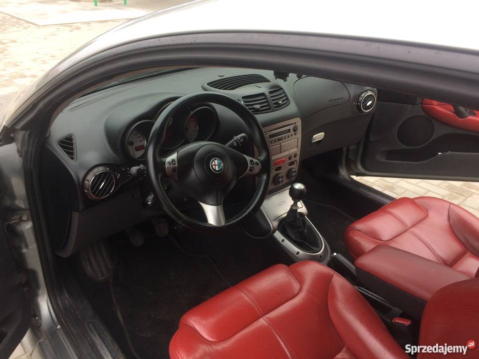 Alfa Romeo gt najbogatsza wersja Bertone czujnik parkowania Radawiec Duży