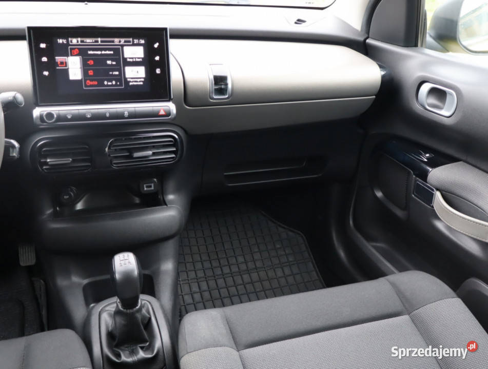 Citroen C4 Cactus 12 PureTech klimatyzacja