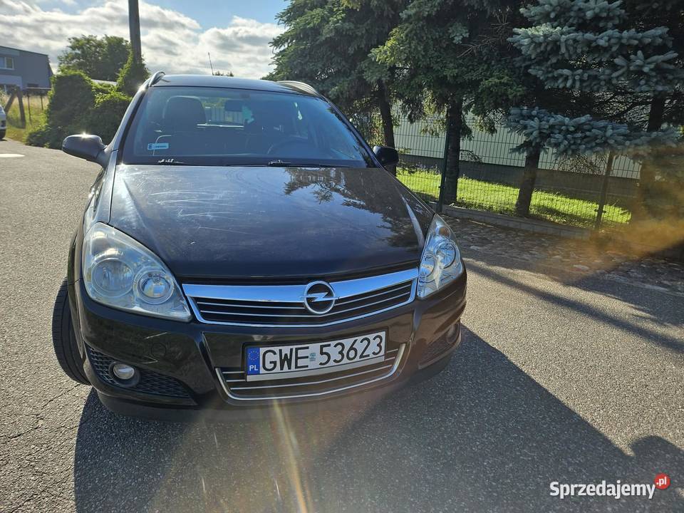 Opel astra H kombi 17 diesel Astra Rumia