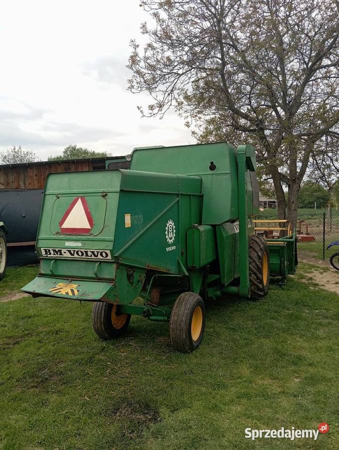 Sprzedam kombajn zbożowy Volvo bm s830 Sieczkarnia-rozdrabniacz lubelskie Annopol