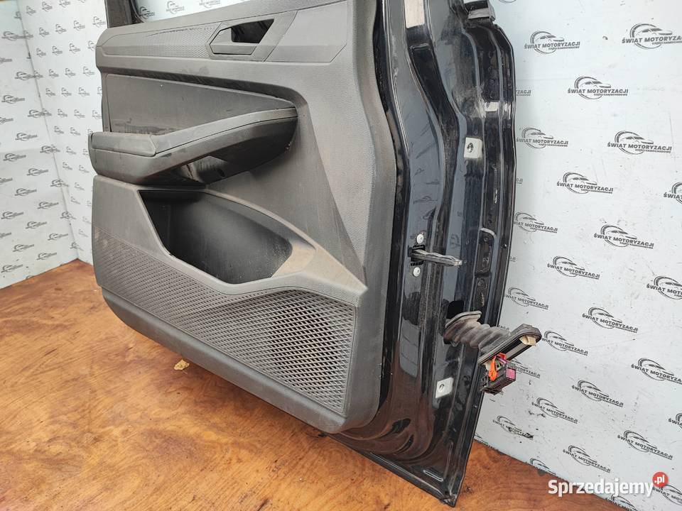VOLKSWAGEN CADDY IV 22r drzwi lewy przód Kielce