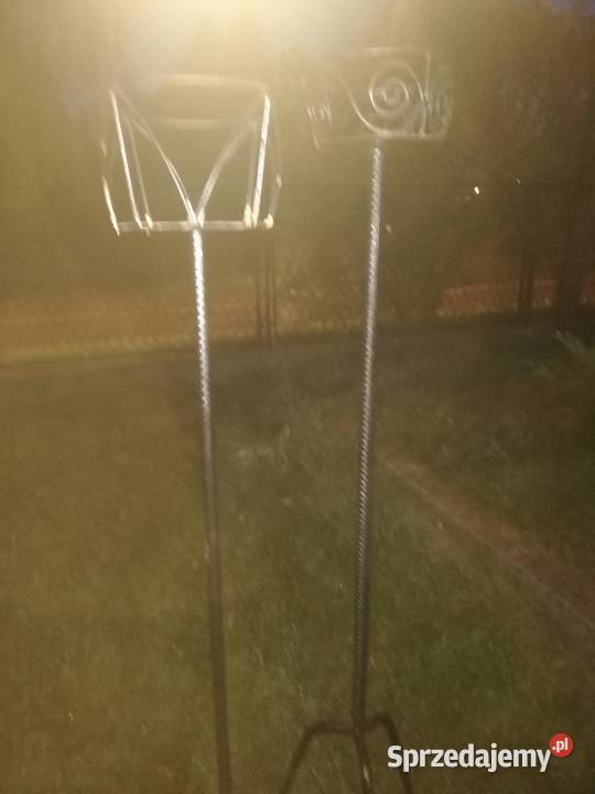 Stojaki Kwietniki 2 na kwiatki metalowe czarny Koluszki sprzedam