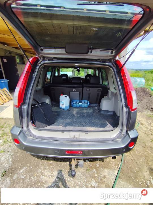 Nissan Xtrail t30 22dci z przyczepą Niewiadów