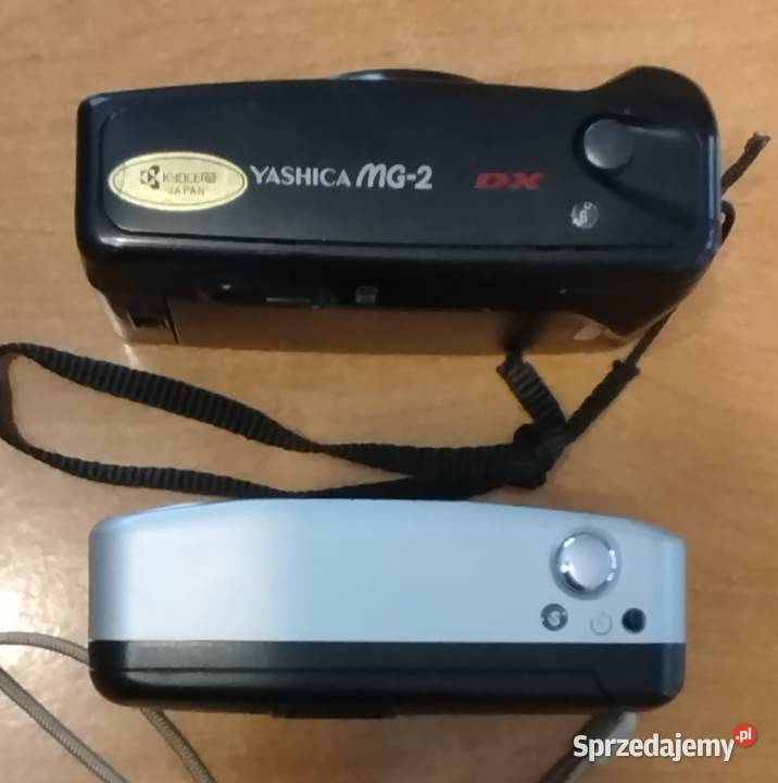 Dwa aparaty fotograficzne Skoczów