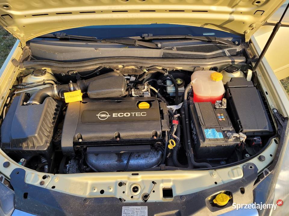 Astra 16 twinport 2004r klima alu