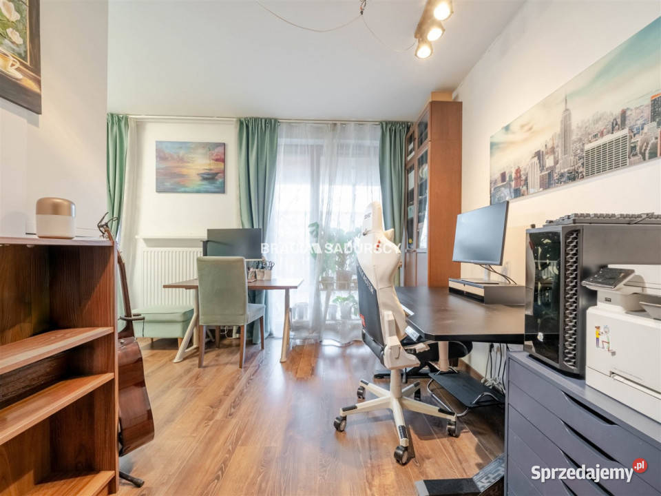 Do sprzedaży mieszkanie Kraków 10652m2 4 własność małopolskie