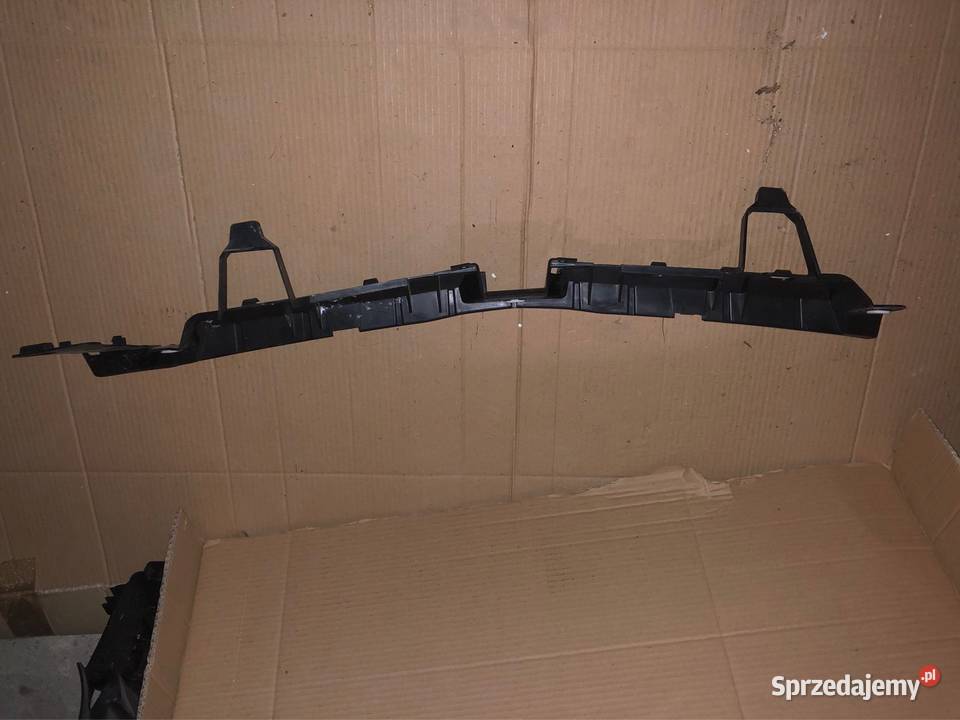 ślizg zderzaka tył opel astra J IV HB 13266742 osobowe Zderzaki Kozy