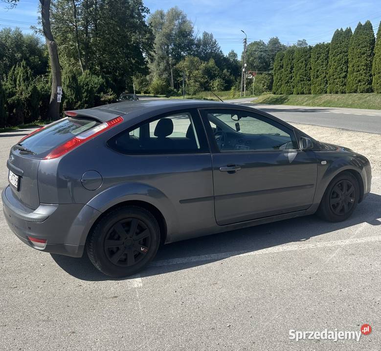 Ford Focus 16 benzyna 2005r kupiony w Polsce Pilzno sprzedam