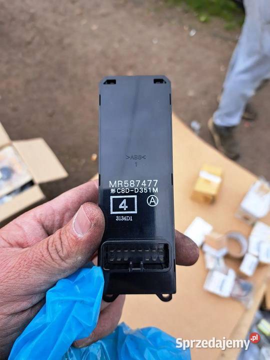 Panel Przełącznik szyb Mitsubishi Colt VI osobowe