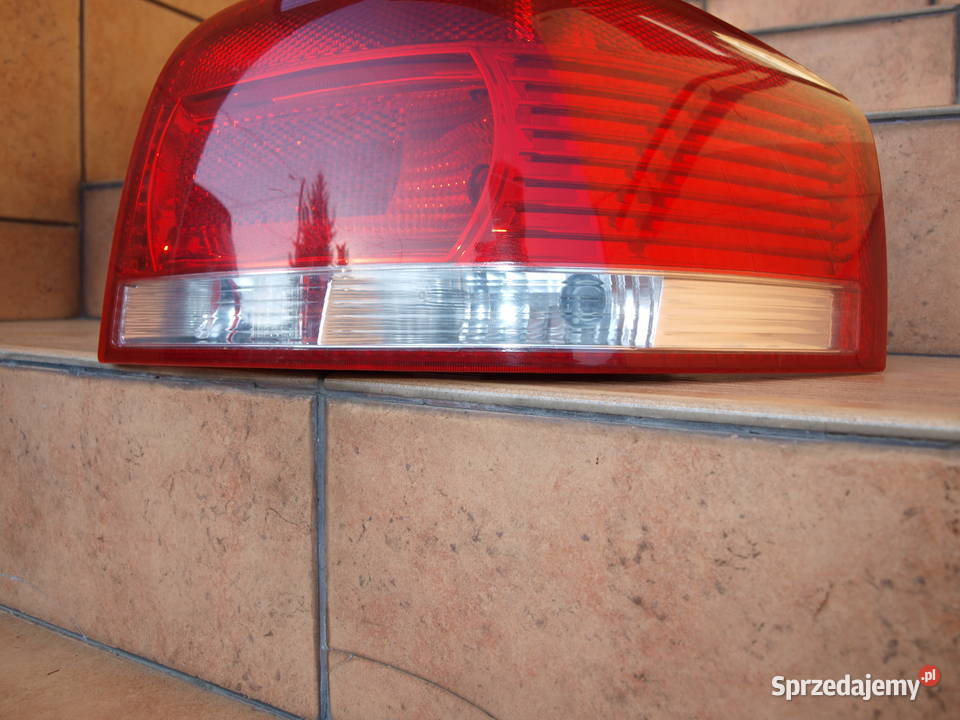 Audi A3 lampa prawa tył 3 drzwi 2004 2008r osobowe wielkopolskie Kalisz
