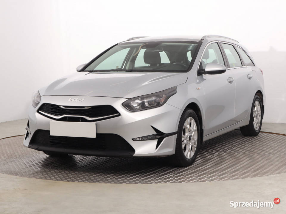 Kia Ceed 15 TGDI MHEV radio
