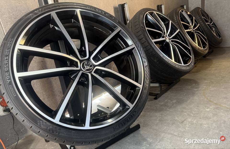 20 Skoda Superb Octavia VW Passat Arteon Sirocco Samochodowe Lubasz