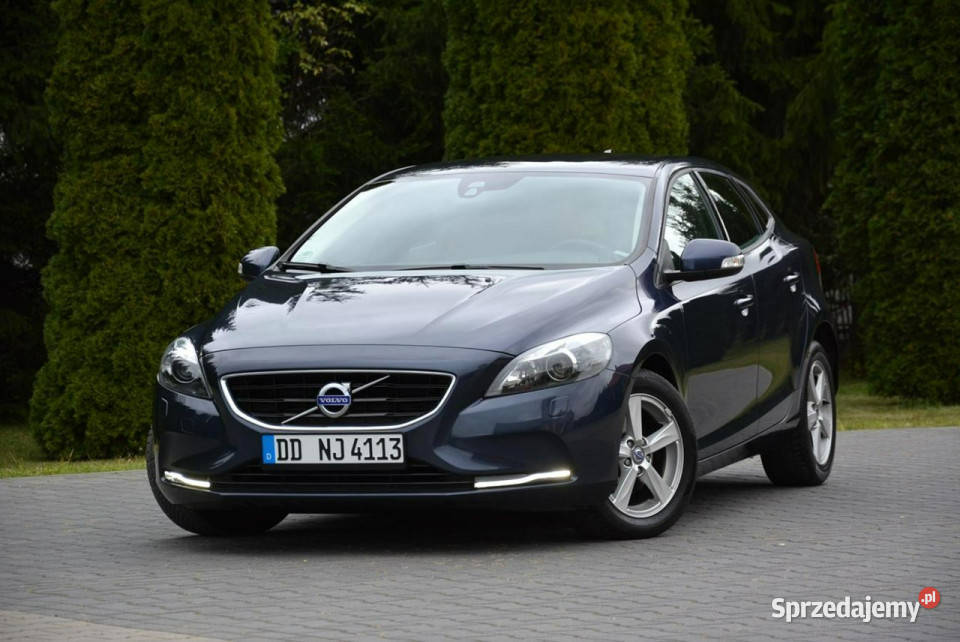 Volvo V40 Xenon Ledy Virtual Zegary Parktroni aluminiowe felgi Ostrów Mazowiecka