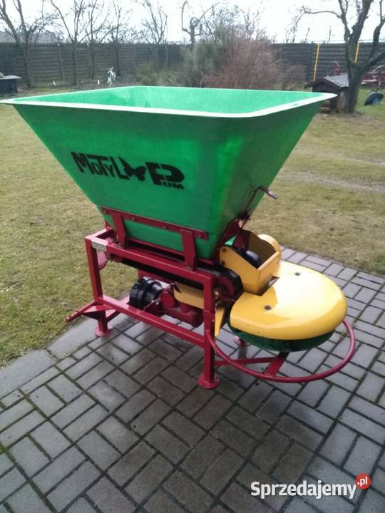 Rozsiewacz MOTYL Pom 400 Piaskarka Solarka Bratoszewice sprzedam