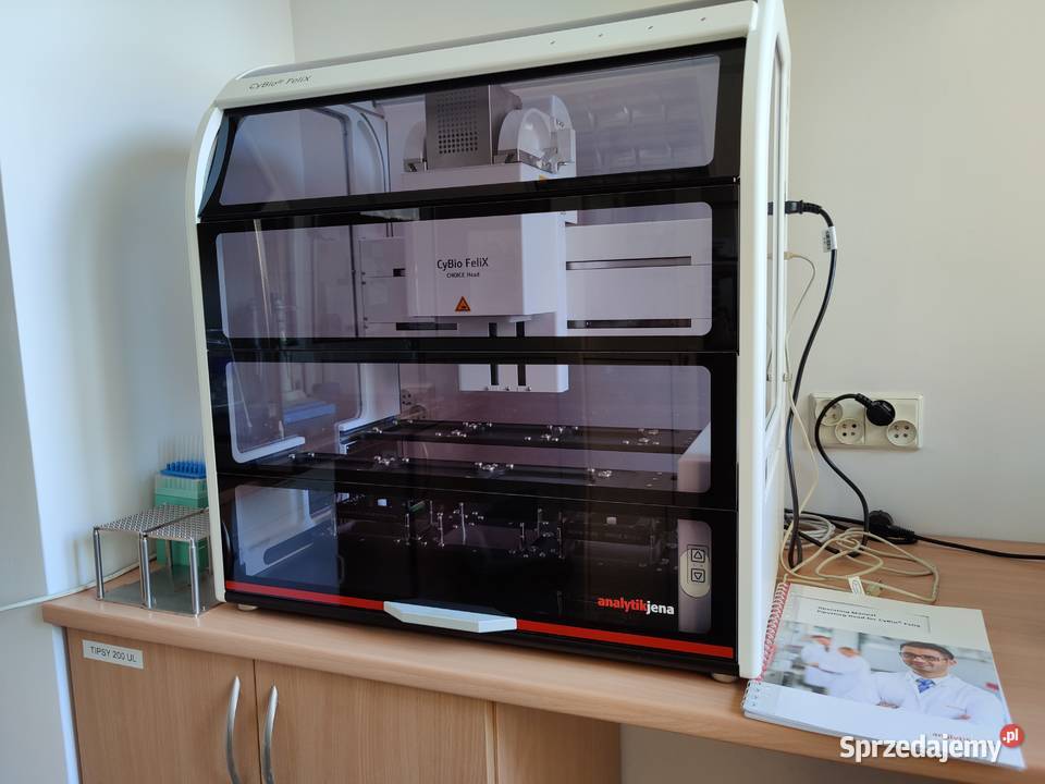 Stacja pipetująca z pipetami wyposażenie Gdańsk