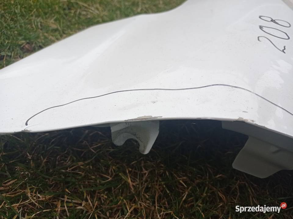 Blotnik przedni prawy Peugeot 208 2 Części Turek