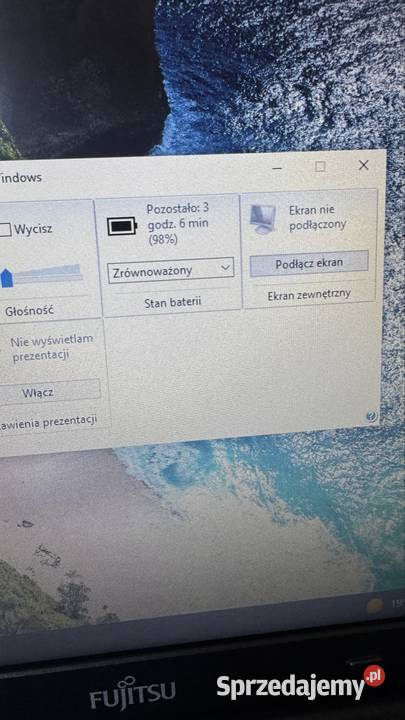 Fujitsu e546 i3 6gen 8gb 256ssd 14 mat wifi usb 14-14.9"