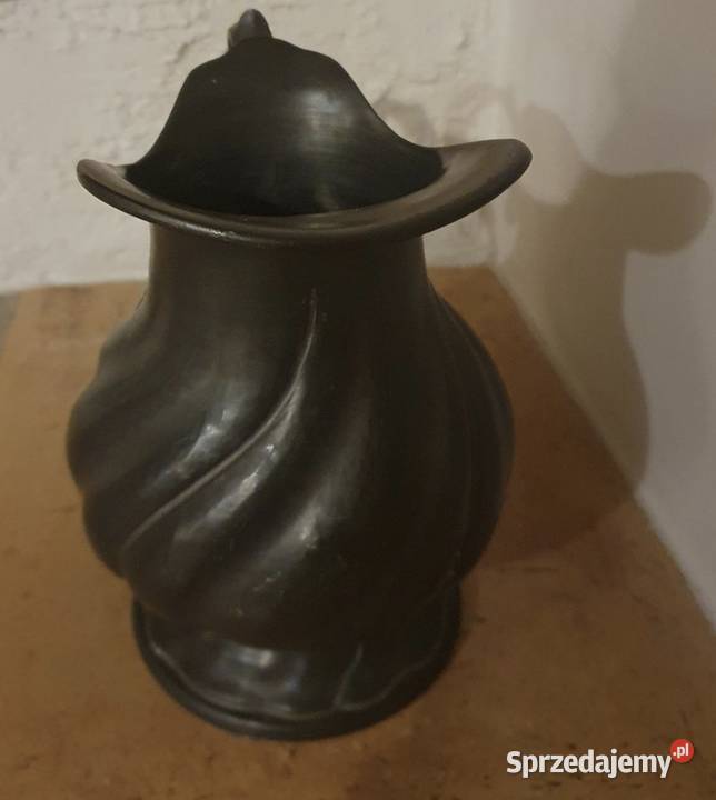 Stary DZBANEK secesyjny z sygnaturą plater