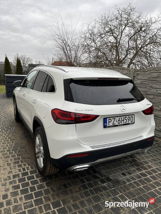 MercedesBenz GLA 250 4Matic Progressive Samochody osobowe Poznań sprzedam