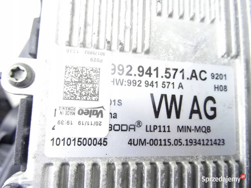 657941016A SKODA SCALA LAMPA LED PRAWA EUROPA Przemęt
