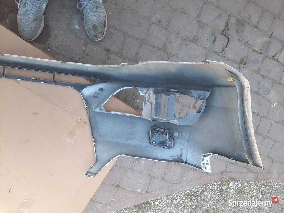 Zderzak a4 b8 lift uszkodzony Gniewkowo