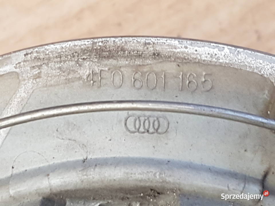 AUDI DEKIELEK KOLPAK ZASLEPKA FELGI 4F0601165