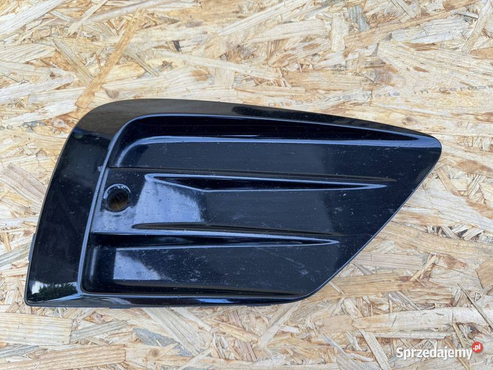 Kratka zderzaka przód prawa rh Volvo Xc60 II 2 Sieraków