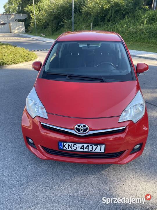 Toyota VersoS 14 D4D 201112r Rok produkcji 2011 Stary Sącz