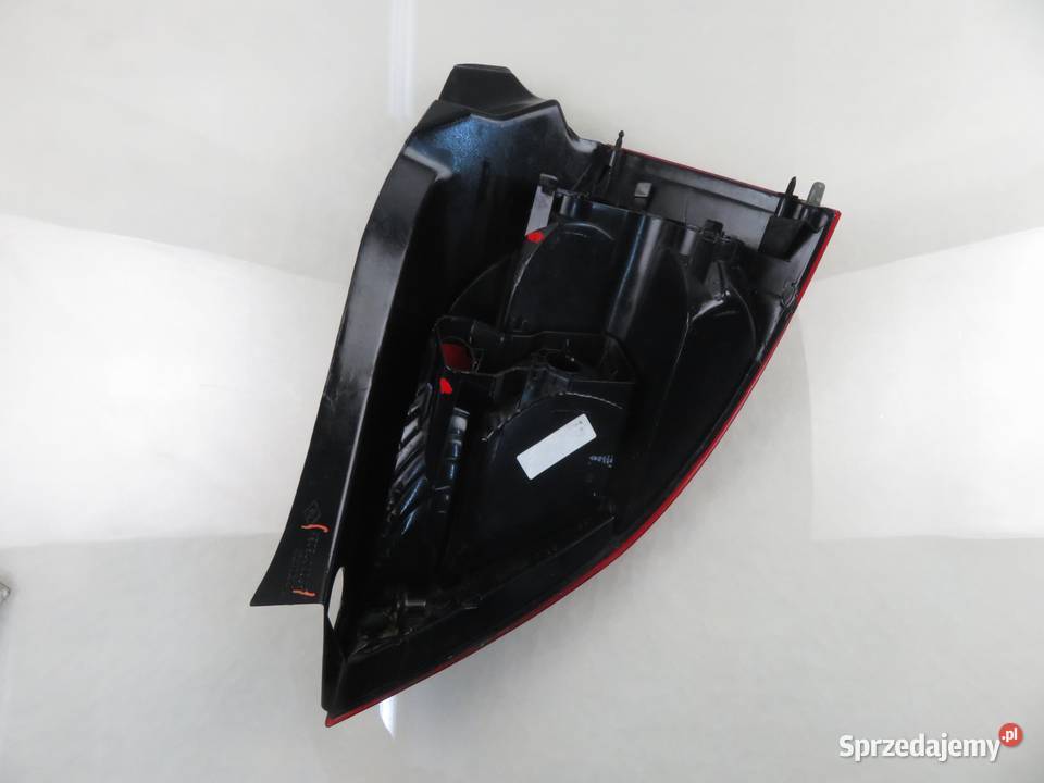LAMPA LEWA TYLNA RENAULT MEGANE II 8200073236