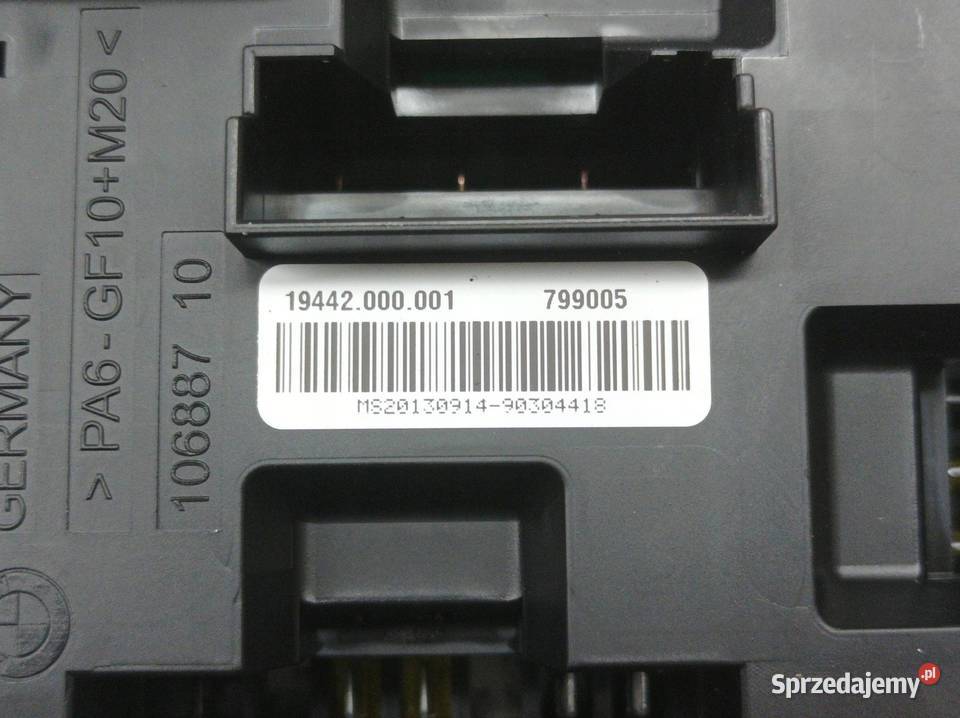 SKRZYNKA BEZPIECZNIKÓW 9337880 16 B Bmw Seria 1 Skrzynki bezpieczników