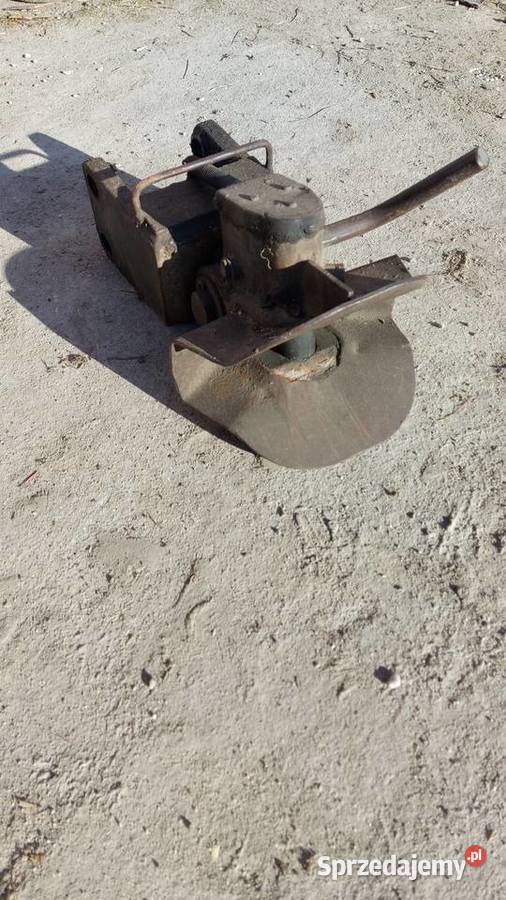 Sprzedam massey ferguson 3065 Ulan Duży