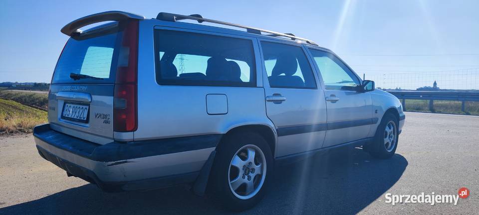 Volvo V70 cross country