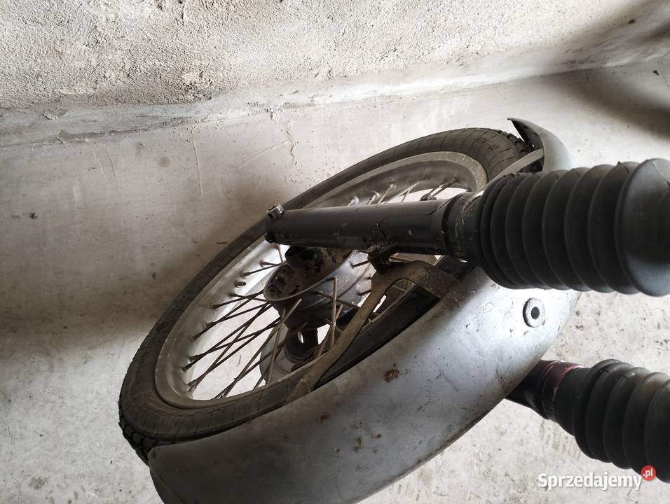 Lagi przód koło MZ 250 śląskie Truskolasy