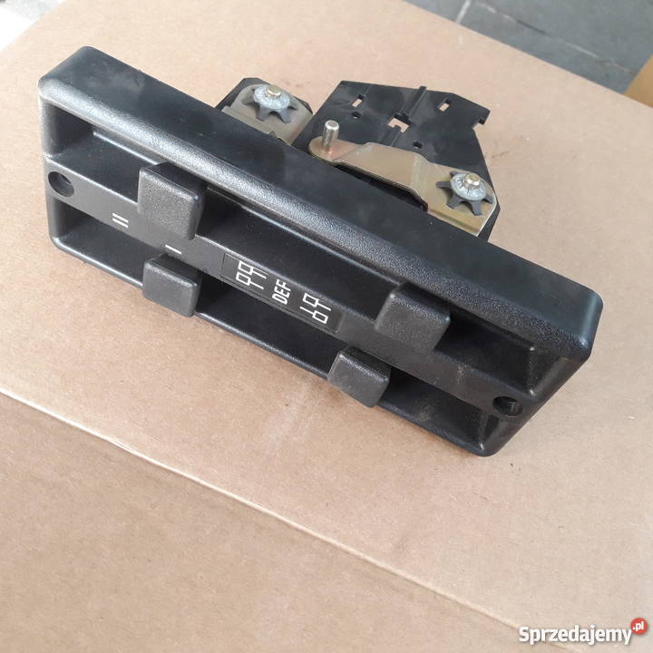 Panel sterowania nawiewem Mercedes 3148300285 Wyposażenie wnętrza