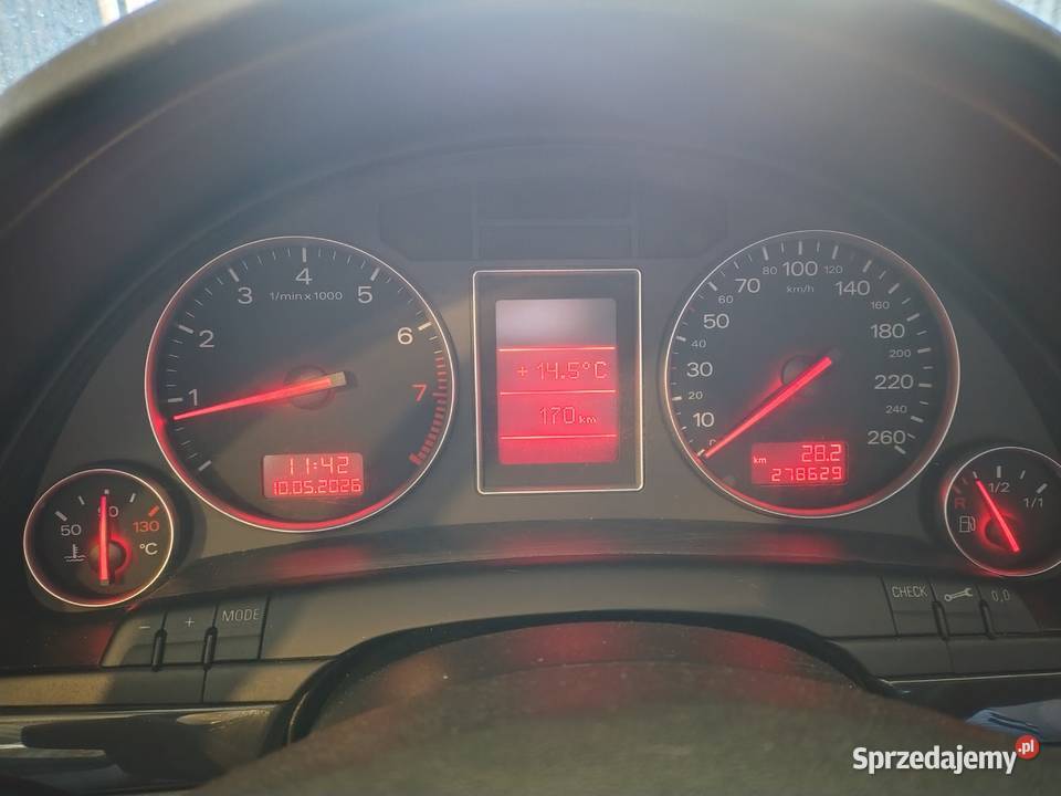 Audi A4 b6 18t BFB 163 doinwestowane nieuszkodzony łódzkie