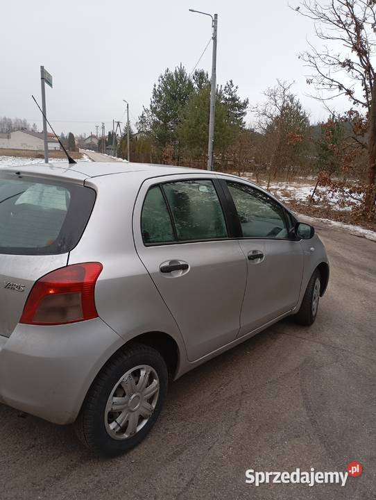 Yaris 220075drzwiprzegląd na do jazdy 248000km Drzewica