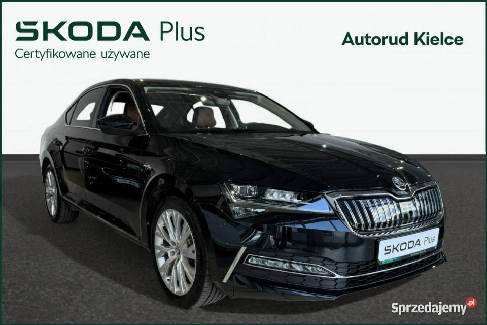koda Superb LK 2023 14 TSI PLUGIN 218 Salon FV Superb Škoda