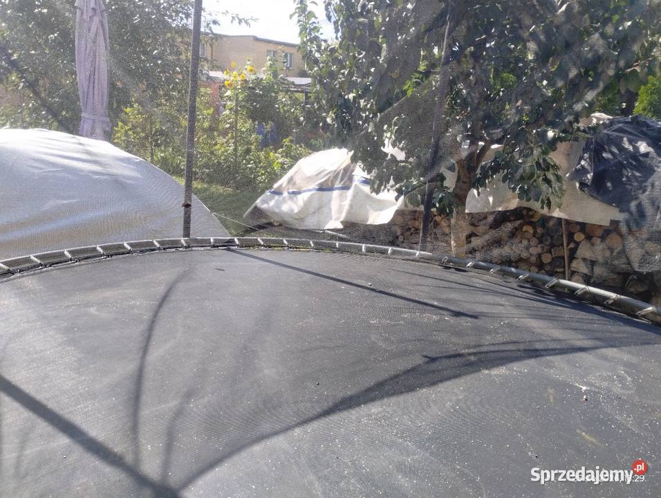 sprzedam trampolinę Zabawki ogrodowe Mosina