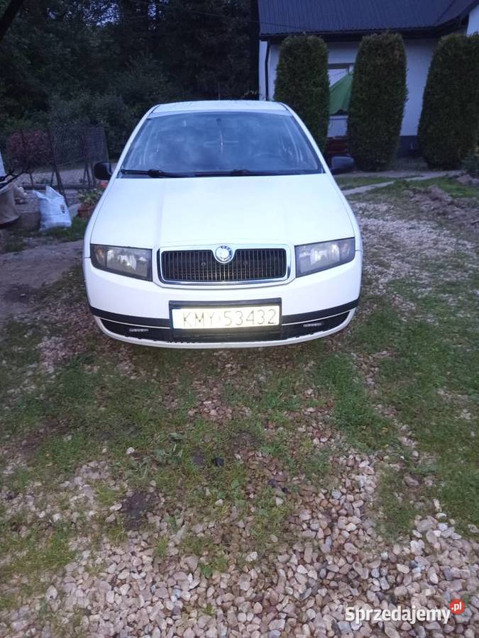 Skoda fabia z hakiem holowniczym nieuszkodzony