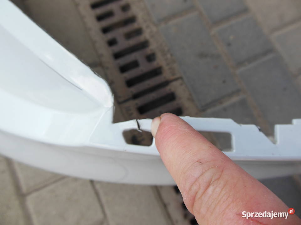 Audi Q3 8U0 LIFT 14 Zderzak tył tylny 8U0807385C osobowe Kozy