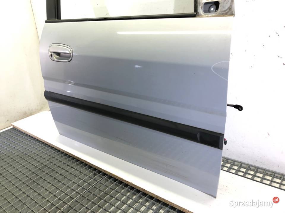 DRZWI PRAWY PRZÓD HYUNDAI MATRIX Minivan 0110
