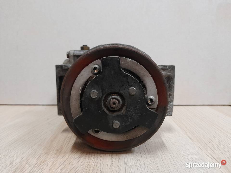 Sprężarka klimatyzacji 1K0820859F Volkswagen osobowe mazowieckie Wyszków