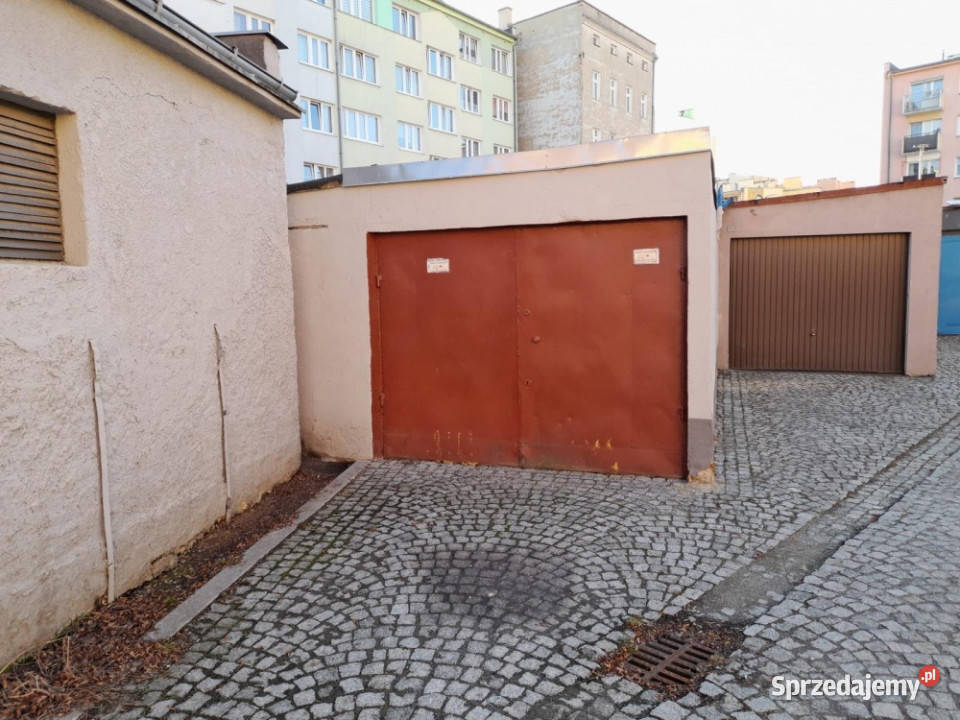 Garaż centrum Świdnicy 3 min do Rynku Prąd Teren Świdnica
