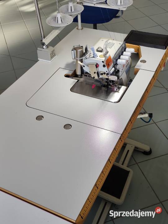 Sprzedam Owerlok 4nitkowy Siruba 747QD Używany dolnośląskie Bystrzyca Kłodzka