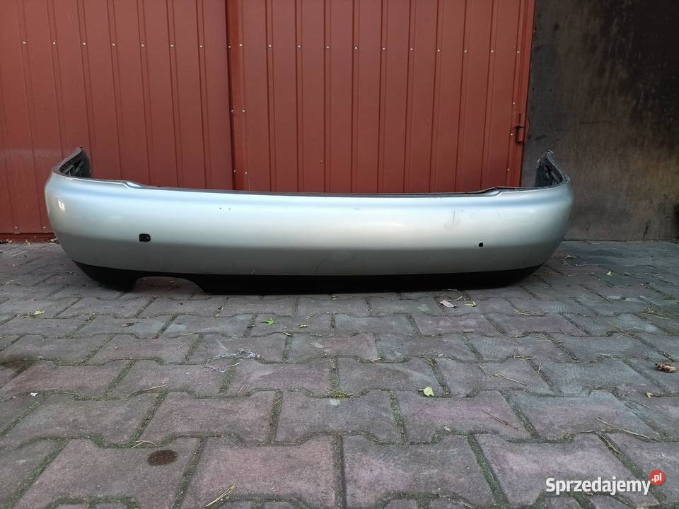 zderzak tył audi a4 B5 sedan srebrny osobowe lubelskie