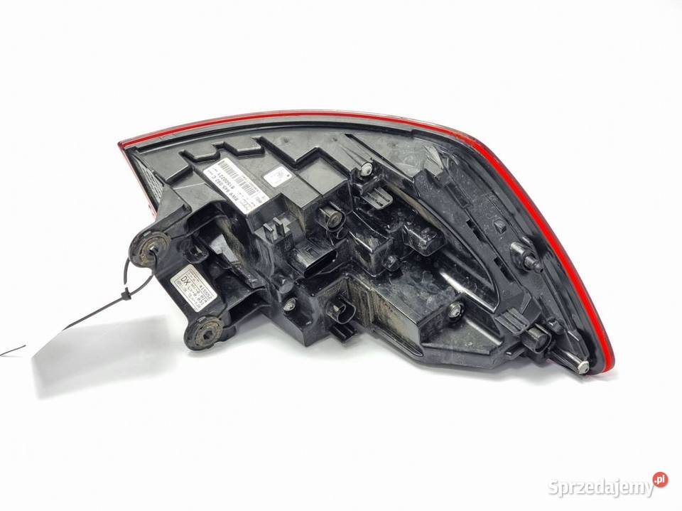 LAMPA PRAWA TYŁ AUDI A4 B9 8W9945092C Lipno