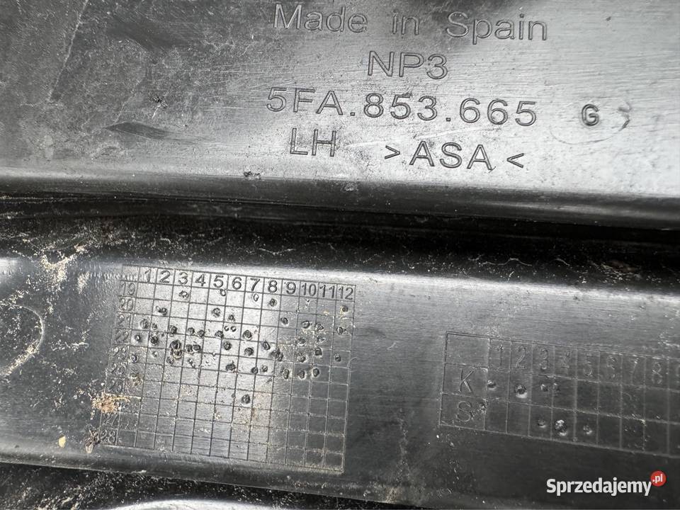 Kratka listwa zderzaka przód lewa Seat Leon 4 IV Sieraków